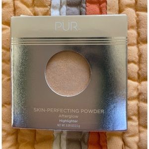 PUR skin perfecting powder